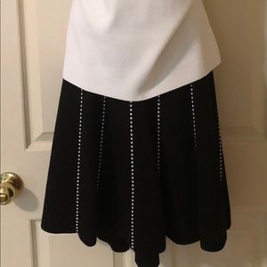 Saks 5th Avenue sweater knit skirt